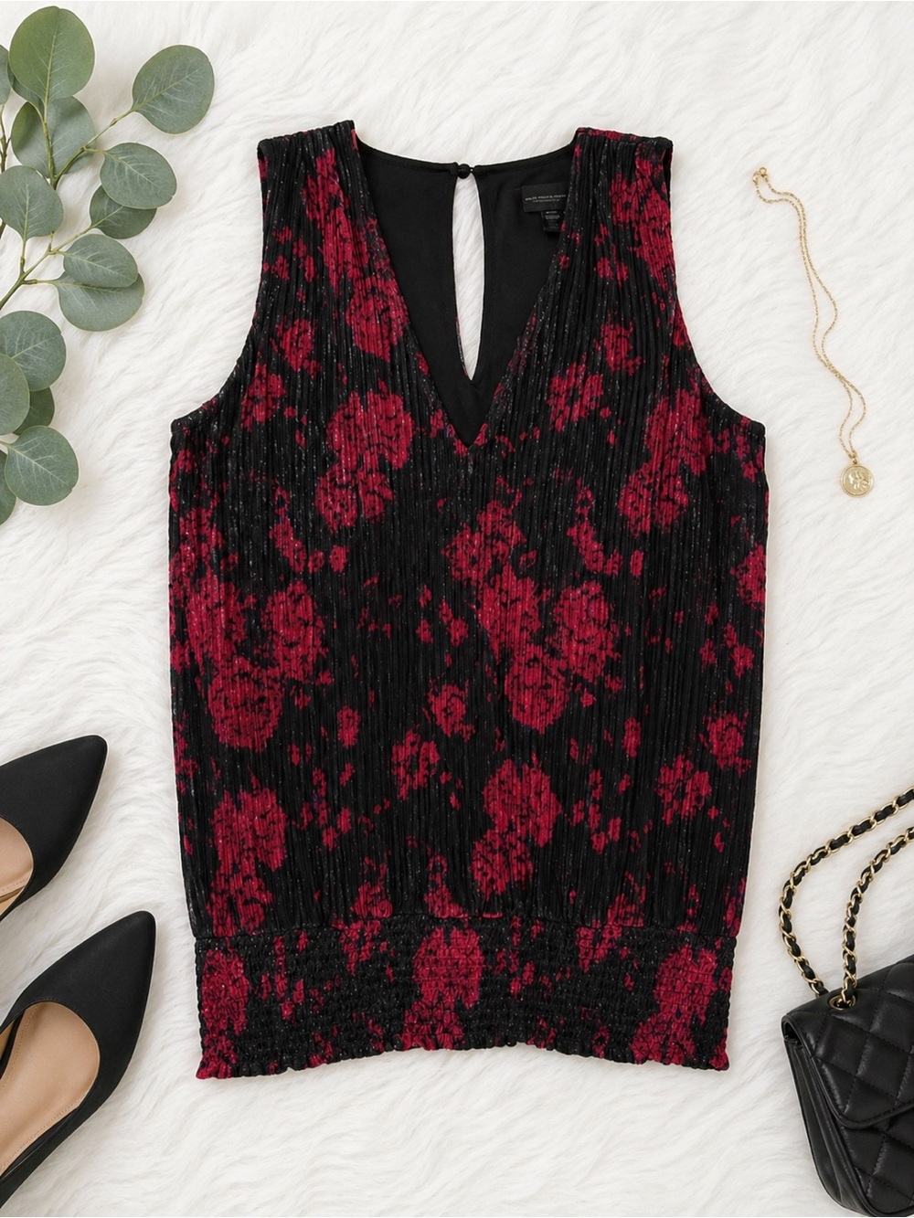 White House Black Market Black & Red Floral Pleated Tank Top XXS Smocked Waist